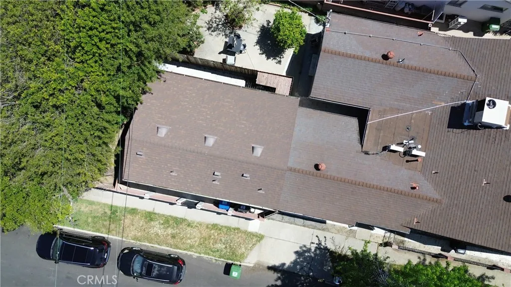 14027 Wyandotte Street, Van Nuys, California 91405 home-pic-58